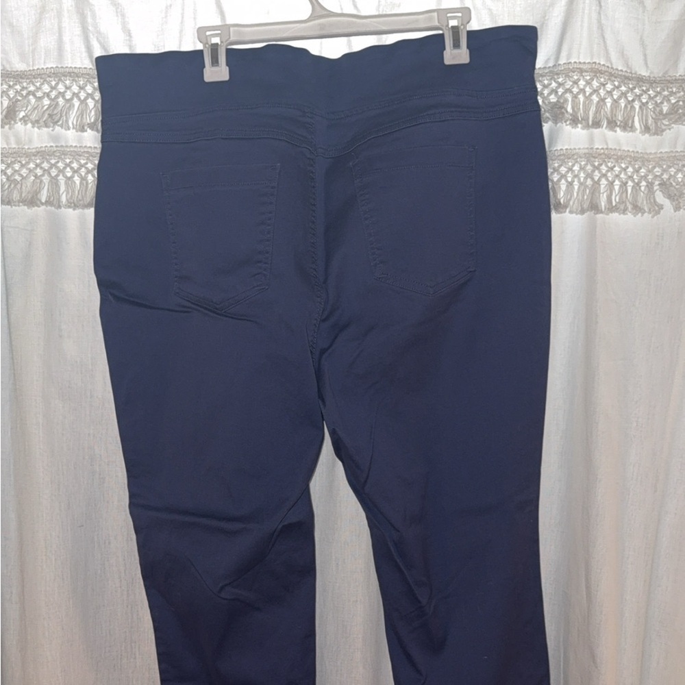 Terra & Sky Navy Stretch High-Waist Pants - Picture 2 of 3